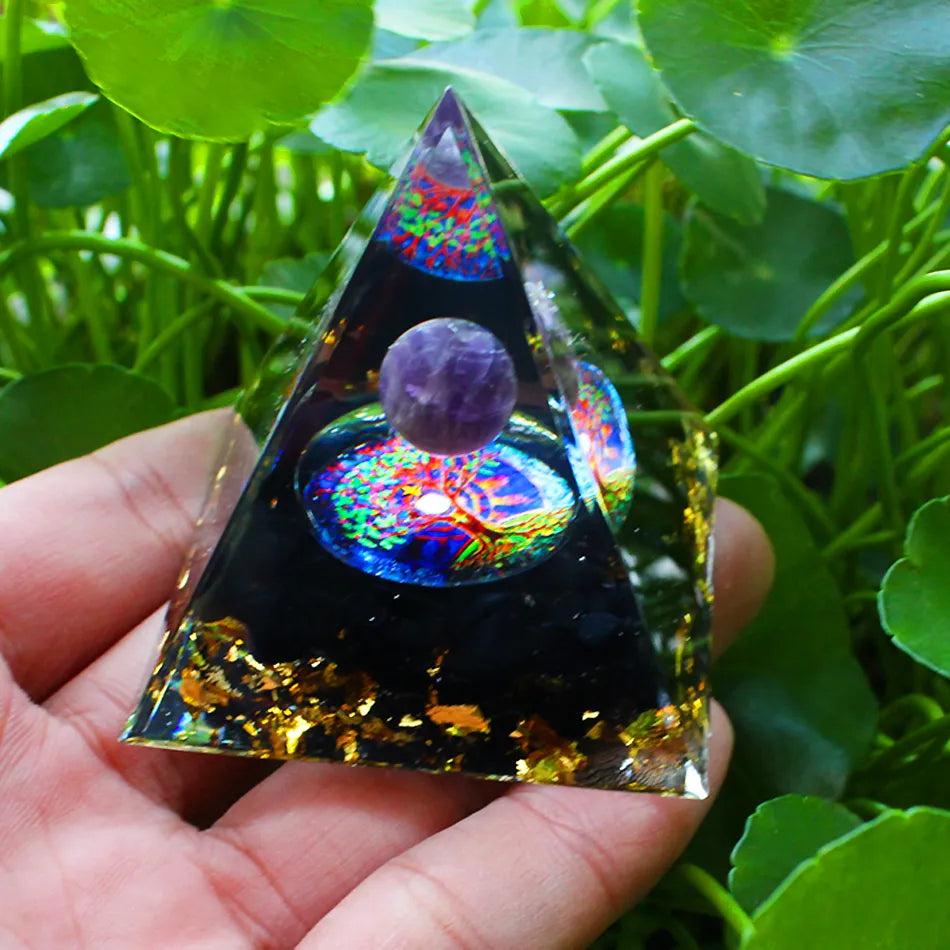 Nouvelle Pyramide Orgone en Améthyste et Péridot - Pierre de Guérison Énergétique, Outil de Méditation, Décoration Intérieure en Quartz